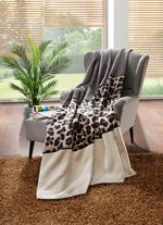 Deken in trendy luipaardprint design 