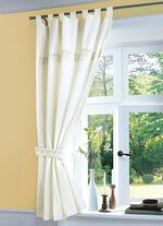 Gordijn met aangehechte gehaakte rand CR&Egrave;ME