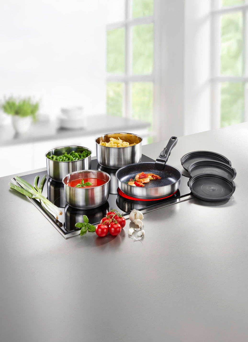 Non-stick pan set,non-stick pan collection,induction compatible cookware,heat efficient design,professional 3 piece sets,for home kitchen restaurant soup steaming
